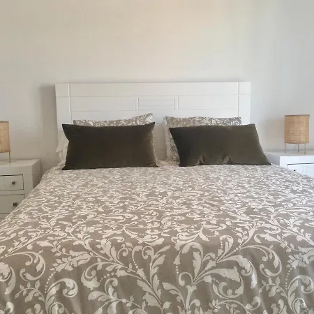 Torrezinha- Moradia Moderna Em Com Piscina Сasa de vacaciones Salir de Porto