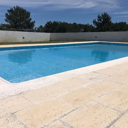 Feriehus Torrezinha- Moradia Moderna Em Com Piscina *