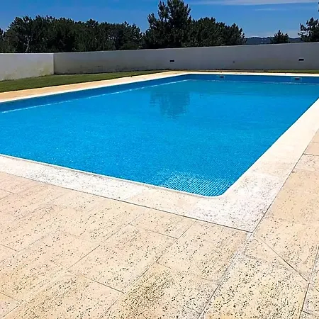 Feriehus Torrezinha- Moradia Moderna Em Com Piscina *