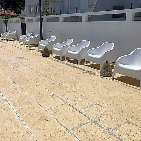 Feriehus Torrezinha- Moradia Moderna Em Com Piscina